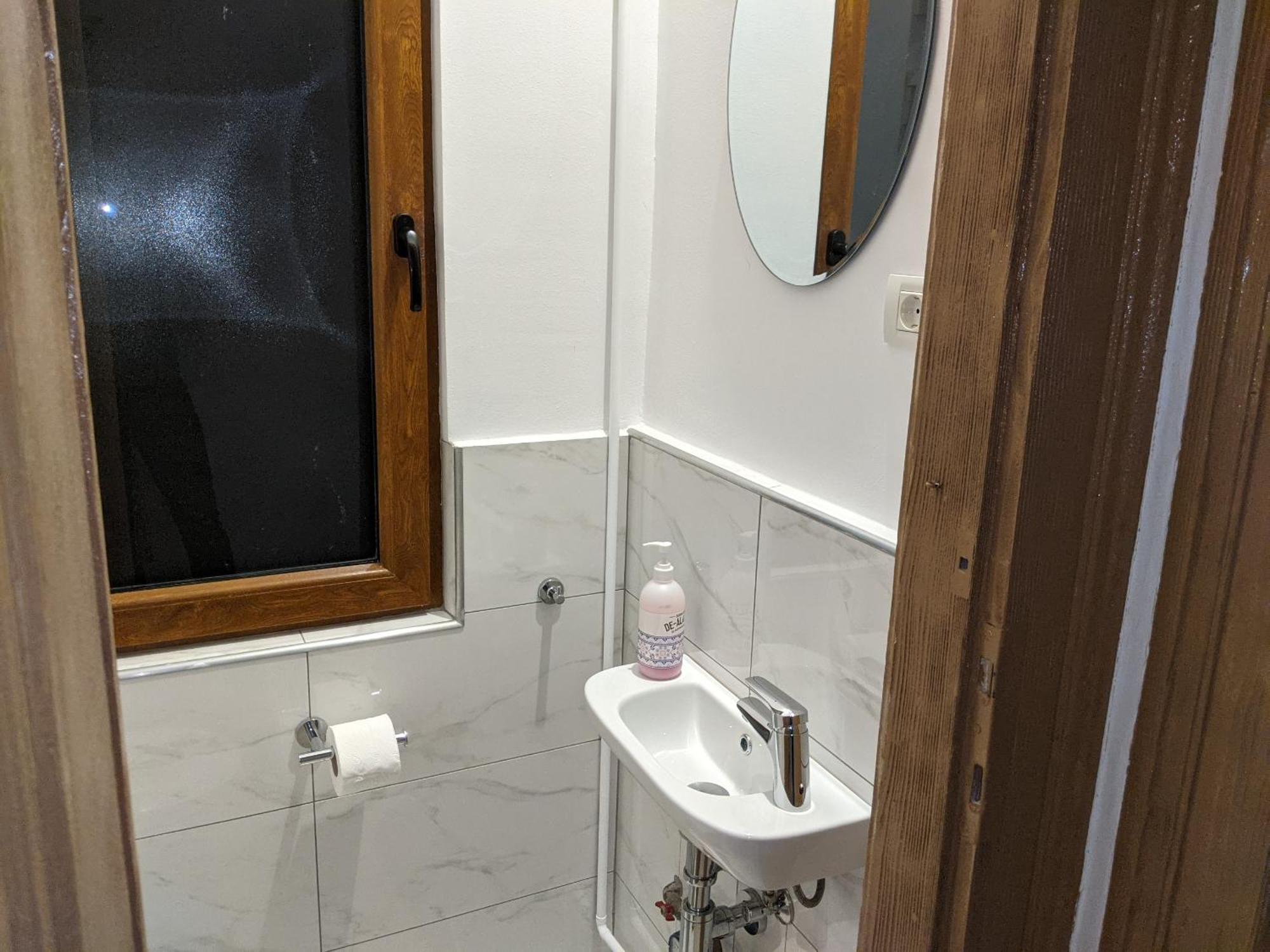 Ultra-Central Apartment In The Loffler Palace Timisoara Ngoại thất bức ảnh